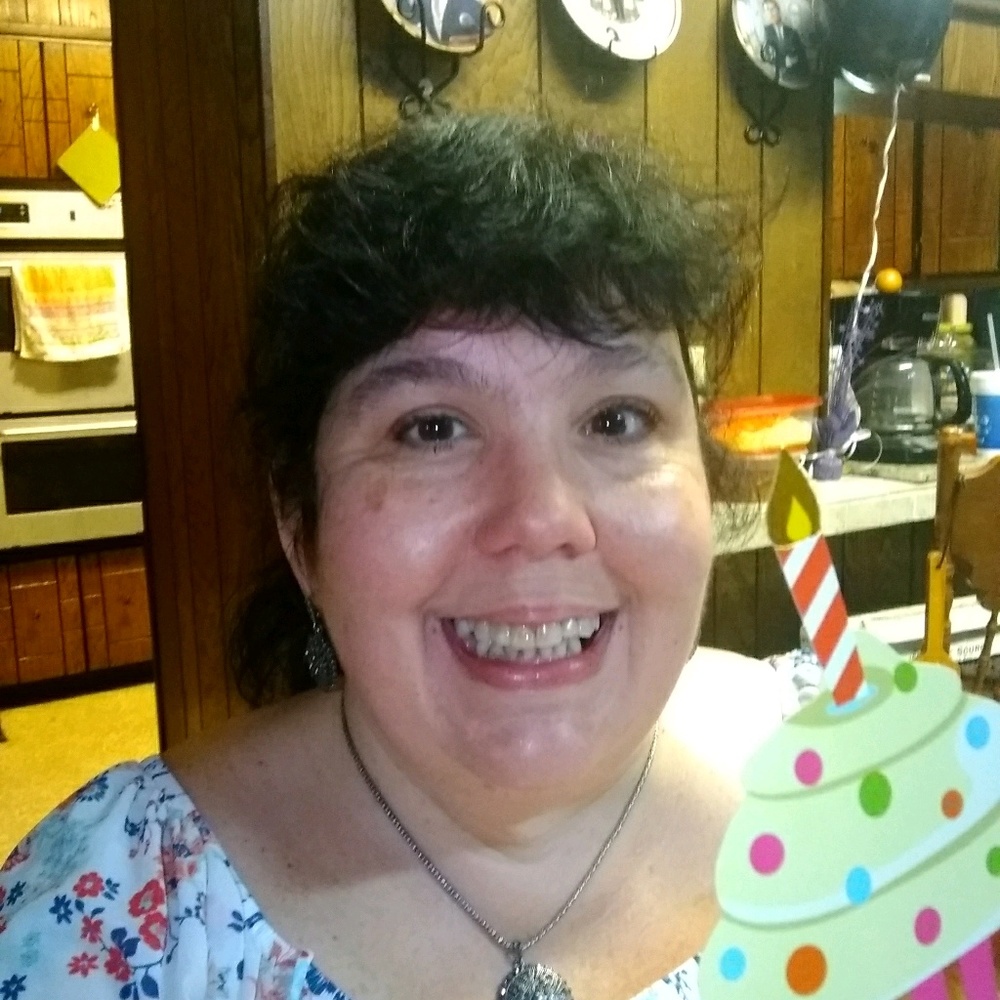 Meet your Posher, Lyn